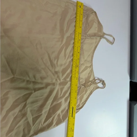 Flying Tomato Elegant Cream Dress with slip - Picture 10 of 12